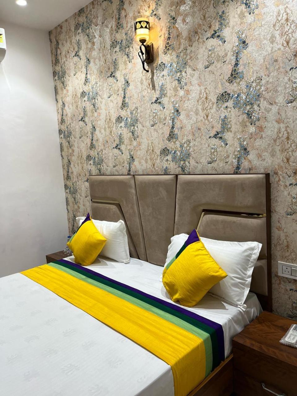 Hotel Platinum Inn Ludhiana Exterior foto